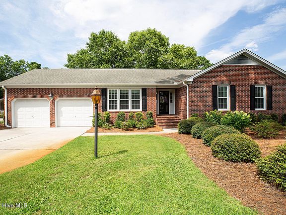 3rd image of 377 R L Honeycutt Drive