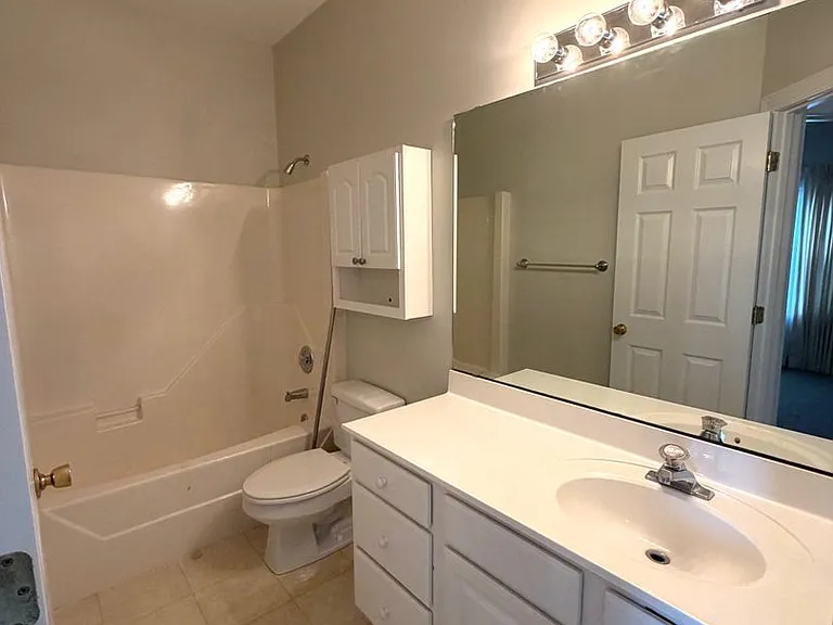 7759 Marymount Dr — Photo 4