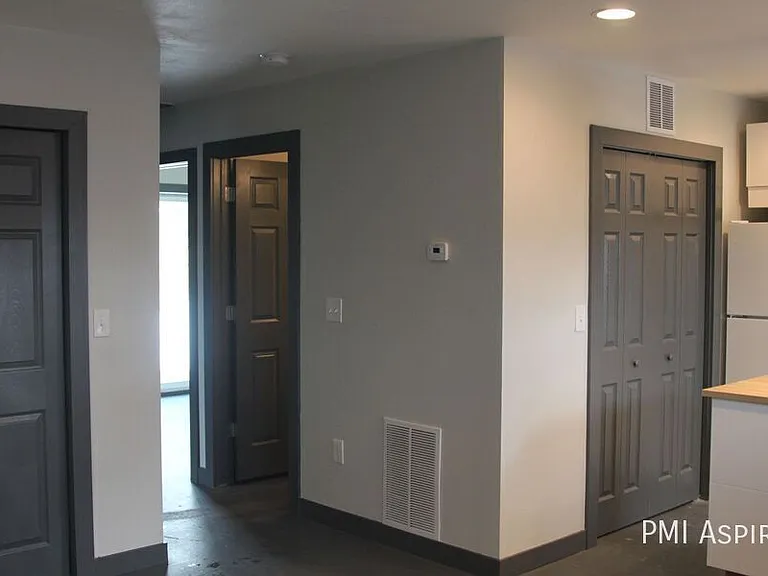 6215 W 53rd Ave #B — Photo 2