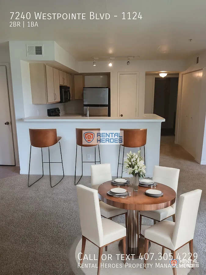 Building Photo - 7240 Westpointe Blvd #1124