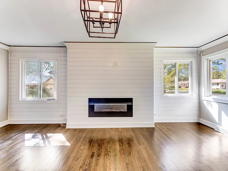 2859 Stafford Dr — Photo 5