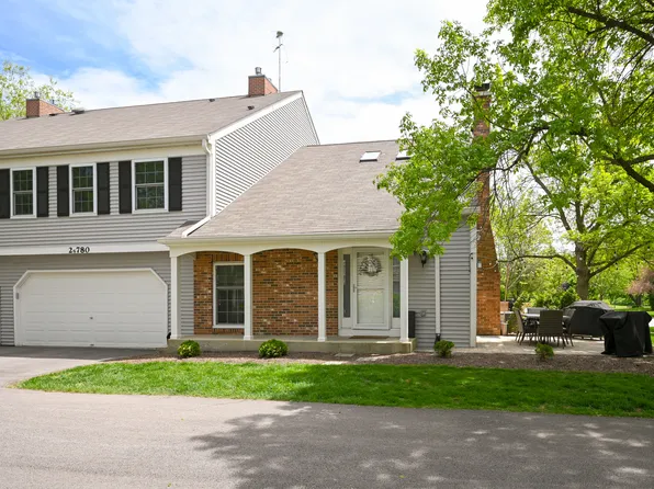 2S780 Grove Ln #26-A, Warrenville, IL 60555
