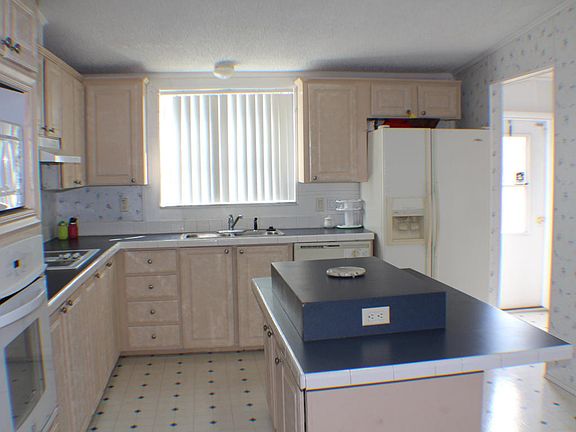 5th image of 509 Manson Ln