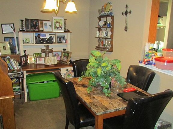 3rd image of 2775 Harriot St