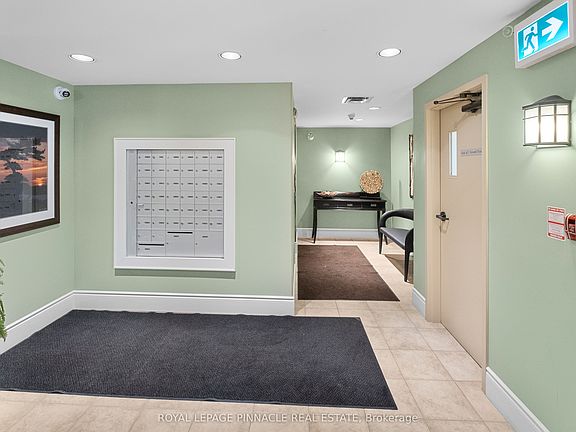 3rd image of 391 James St W #404