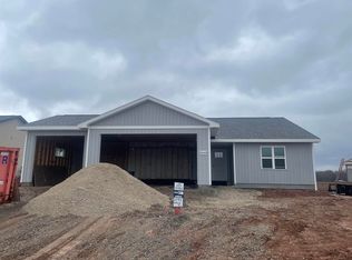 2045 White Dove Ln, Kaukauna, WI 54130