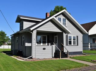 586 Olive St, Galesburg, IL 61401