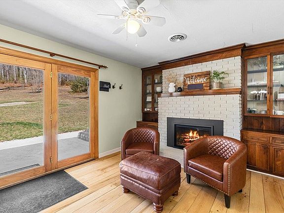 4th image of 4890 Mount Tabor Rd