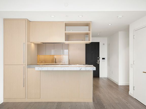 5th image of 252 South St #64B