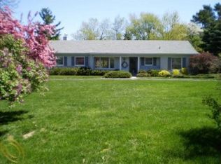 4325 Franklin Rd, Bloomfield Hills, MI 48302