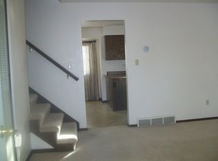 2725 Plain View Rd, Cheyenne, WY 82009