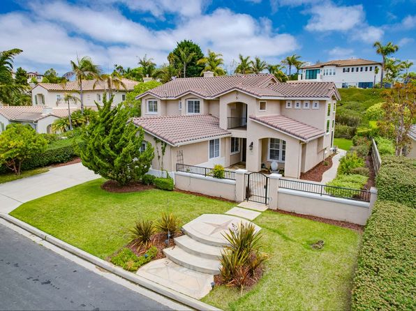 553 Hidden Ridge Ct