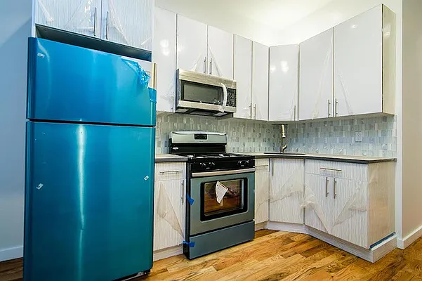 Rented by Nooklyn NYC LLC | media 56