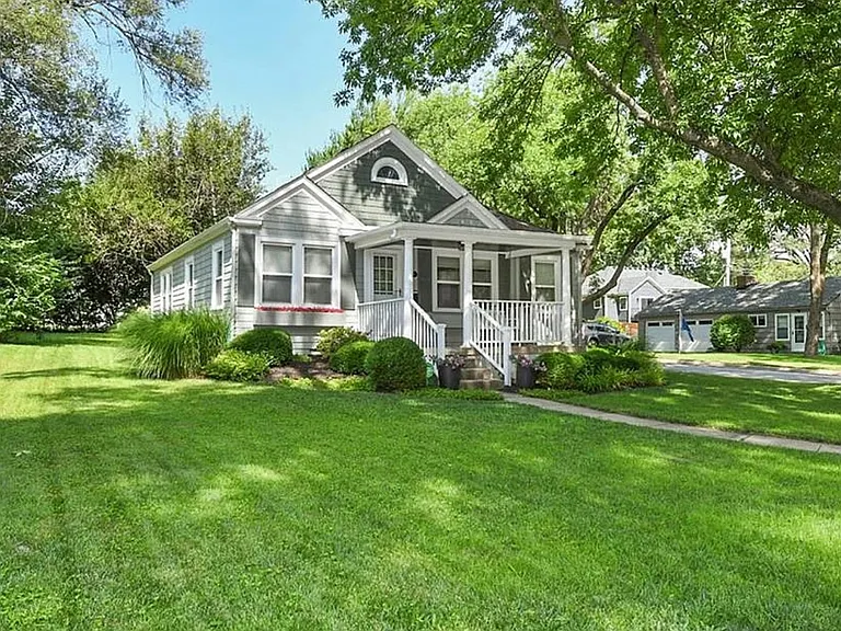 5900 Fontana St — Photo 17