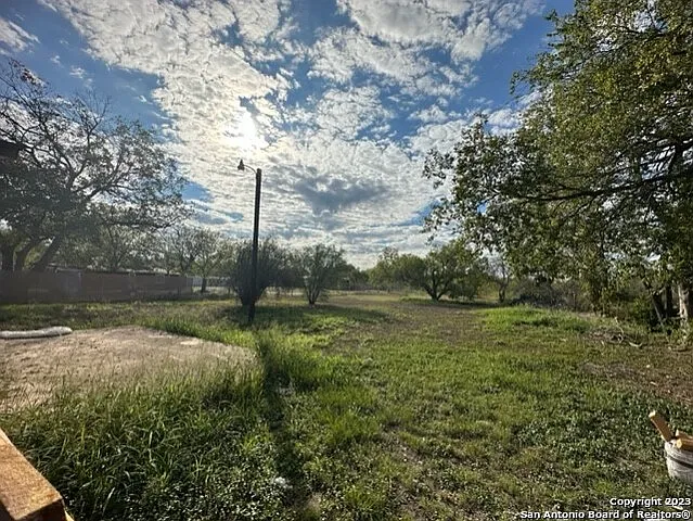 546 W Petaluma Blvd — Photo 22
