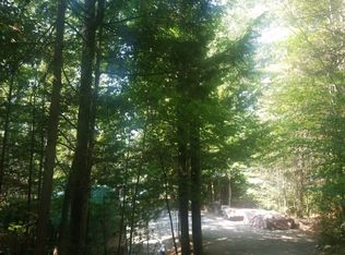 28 Governor Wentworth Hwy, Mirror Lake, NH 03853
