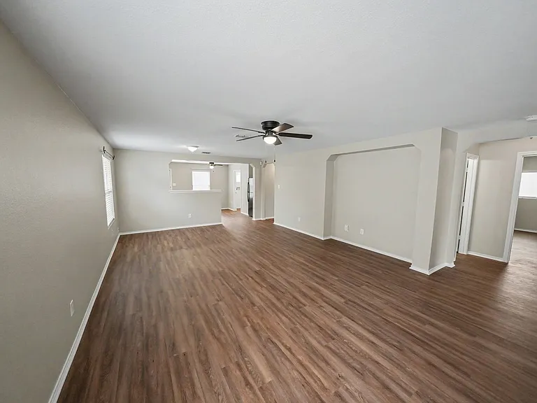 11114 Hillsdale Loop — Photo 7
