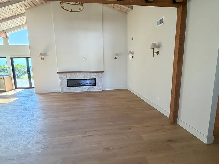 683 Marine View Ave #1 — Photo 2