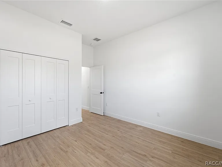 2652 W Paragon Ln — Photo 31