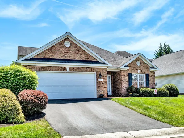 2011 River Ridge Ct, Salem, VA 24153