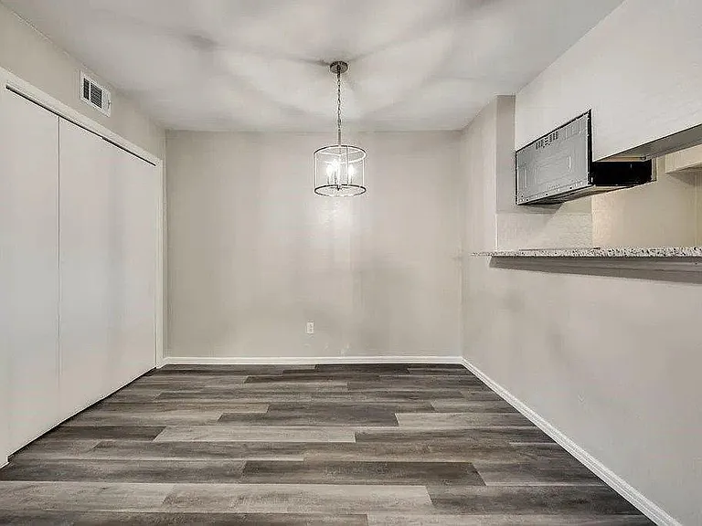 8110 Skillman St #2032F — Photo 7