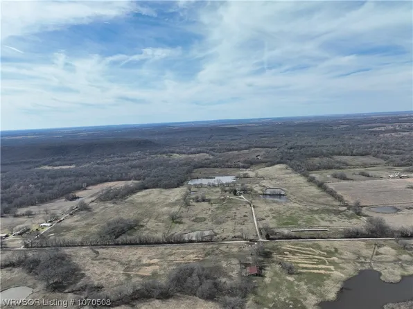 13100 S 24th St W, Warner, OK 74469