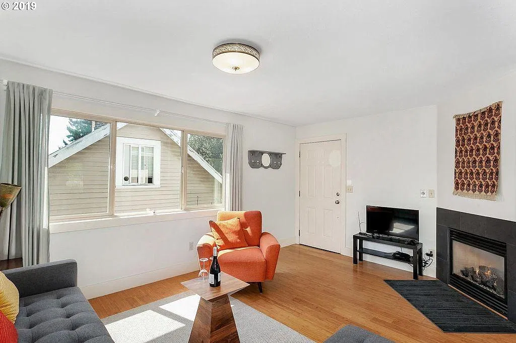 1 bed, 600 sqft, $1,650 — Photo 2