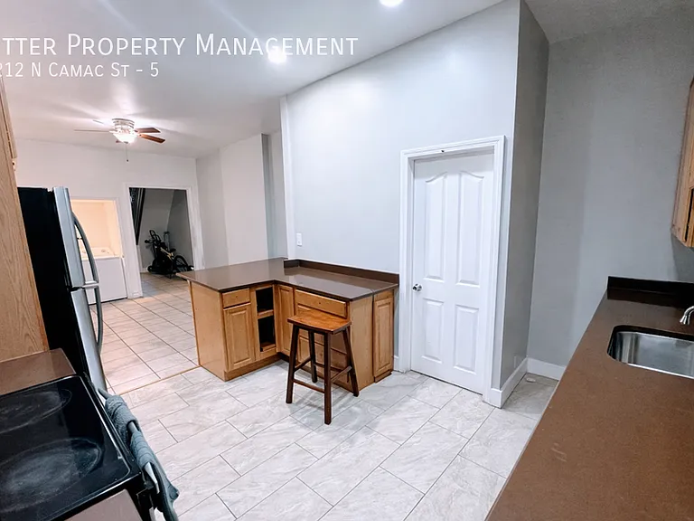 2212 N Camac St #5 — Photo 9