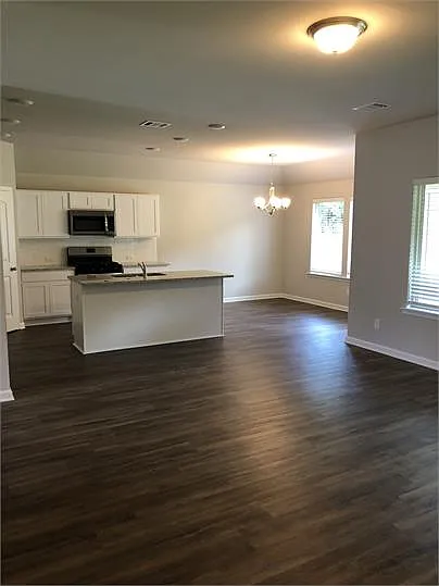 44154 Covington Rdg — Photo 3