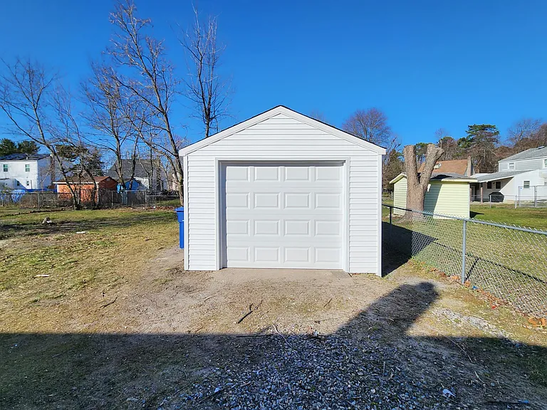 502 Willow Blvd — Photo 4
