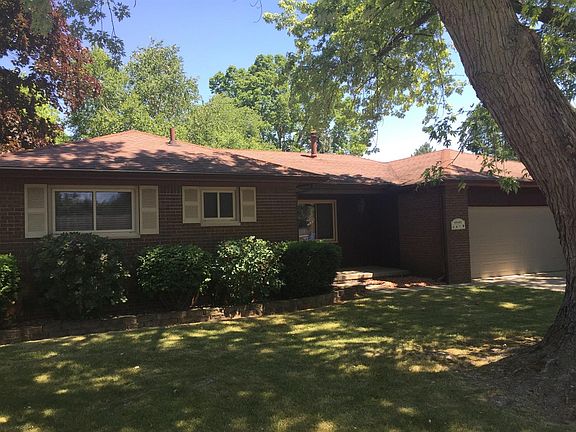 2nd image of 48488 Ellen St