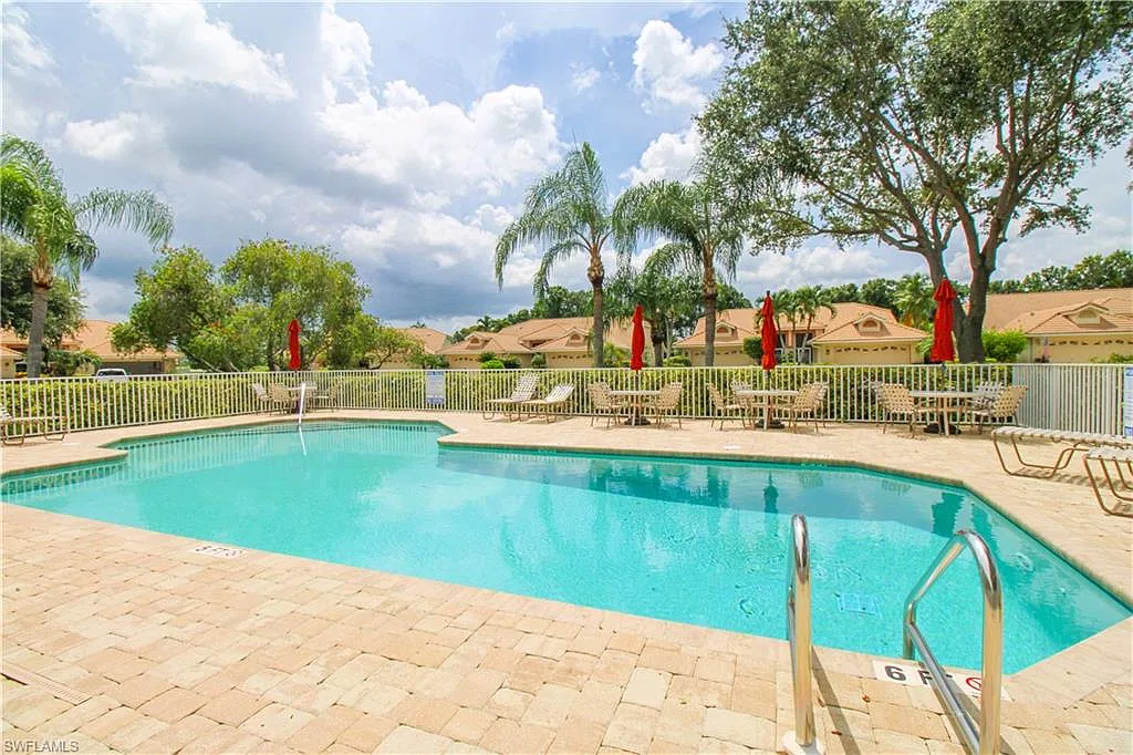 2 bed, 2.0 bath, 1500 sqft, $7,995 — Photo 4