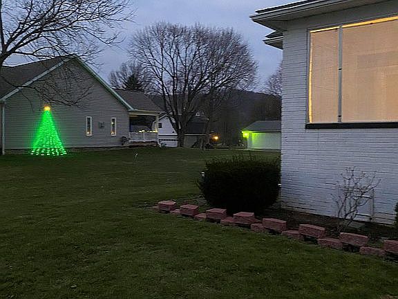 Front/side yard 