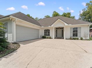 1254 Springlake Dr, Baton Rouge, LA 70810