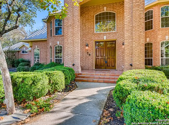3rd image of 21220 Forest Waters Cir