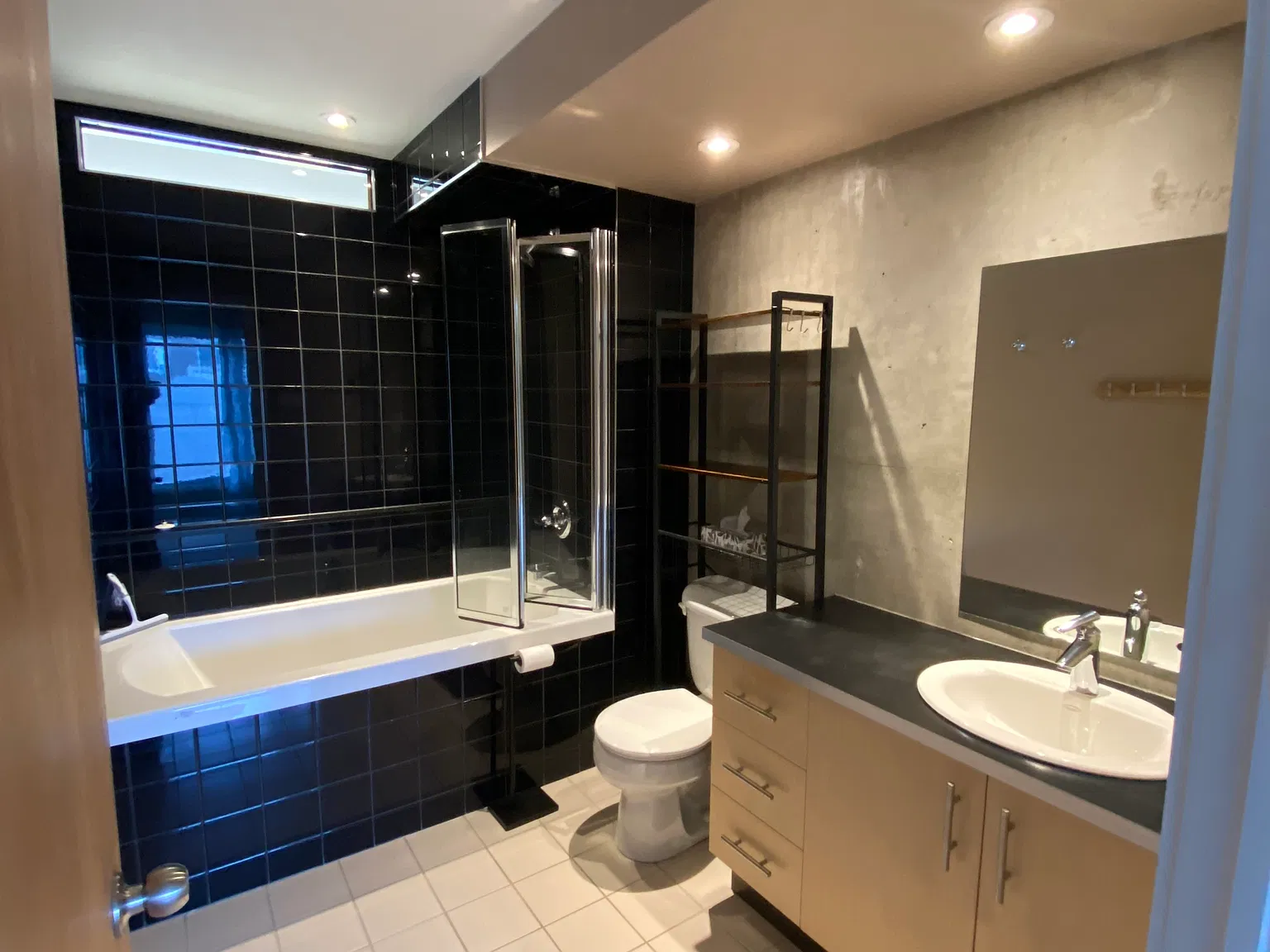 802 Hight Street — Photo 3