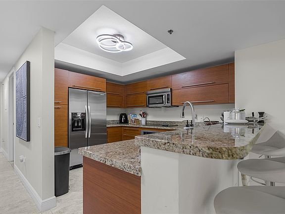 2nd image of 2641 N FLAMINGO Road #901N