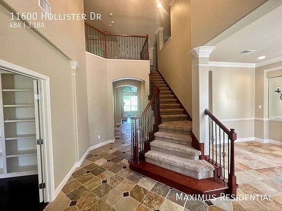 3rd image of 11600 Hollister Dr