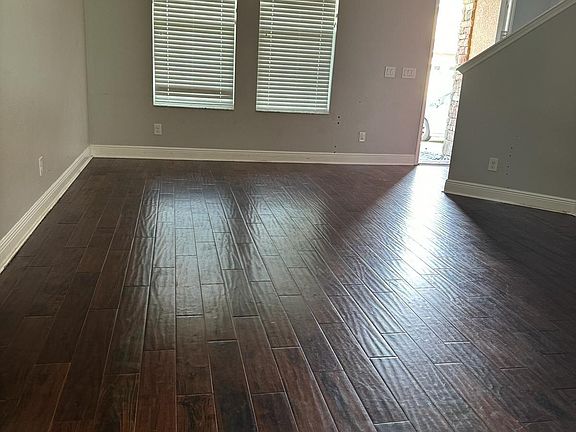2nd image of 4932 Maple Park St