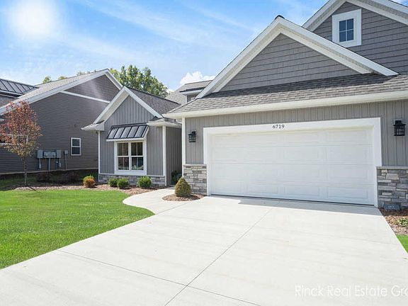 3rd image of 6769 Creekside Dr SE