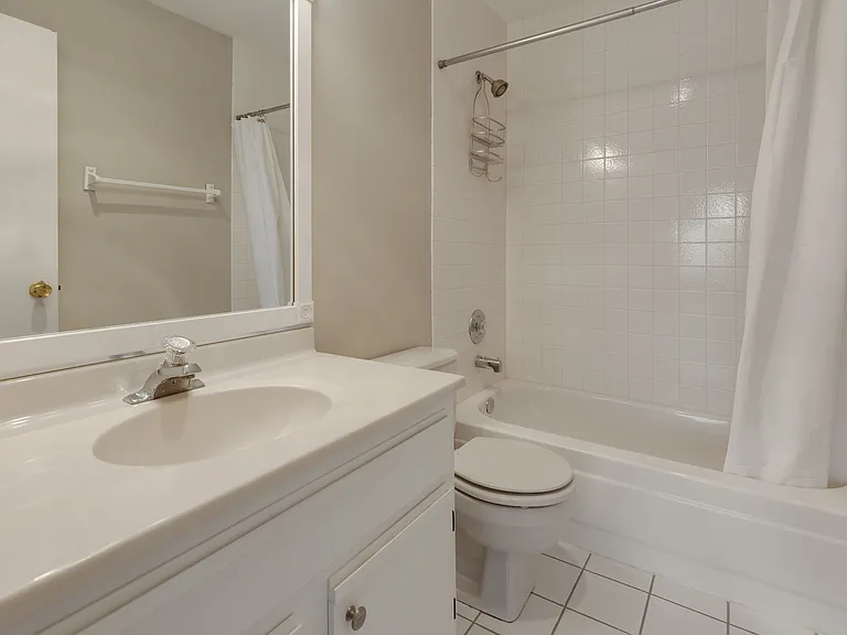 332 Park Ridge Ln #5-B — Photo 19