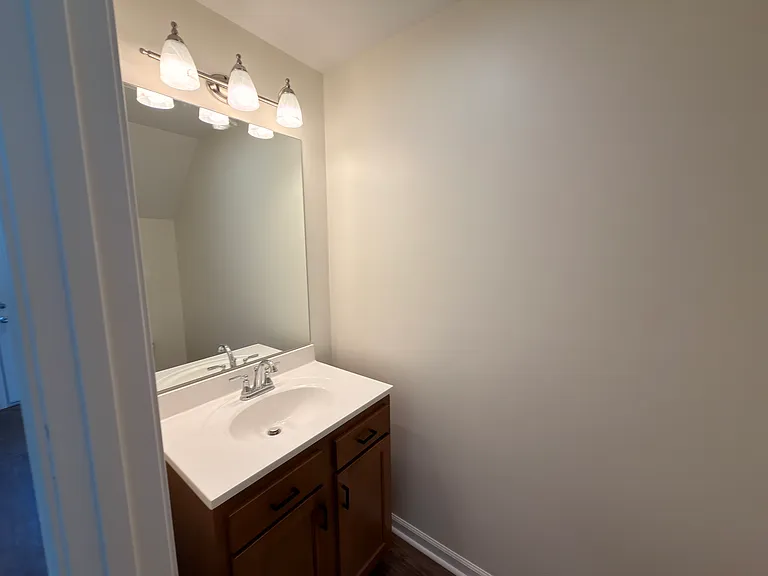 1030 Magnolia Way — Photo 5