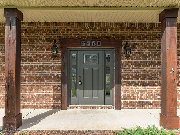 3rd image of 6450 Amanda Ct