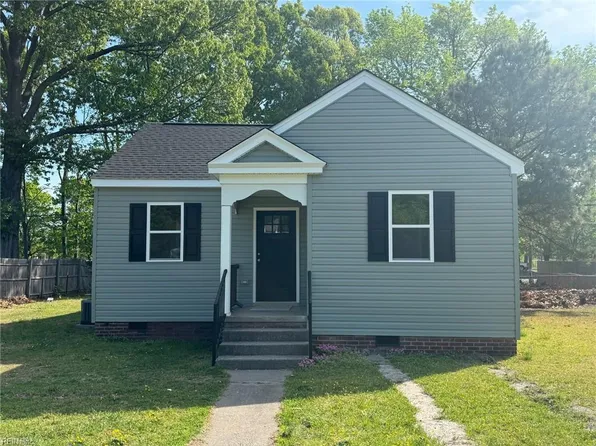 655 Ellen Rd, Newport News, VA 23605