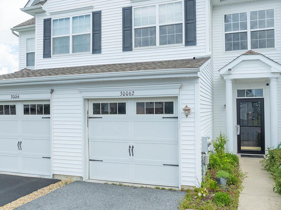 1st image of 30062 Plantation Dr #C2-2