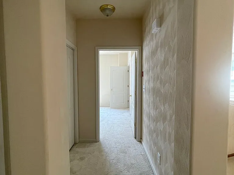 2820 Majestic Oak Ct — Photo 14