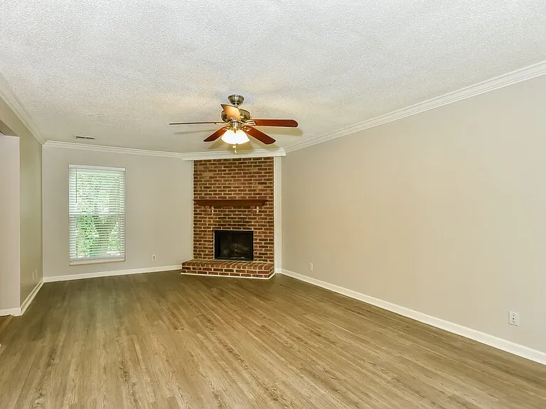 1632 Rachels Retreat Cir — Photo 4