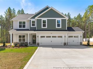 953 Rhum Dr, Fayetteville, NC 28311