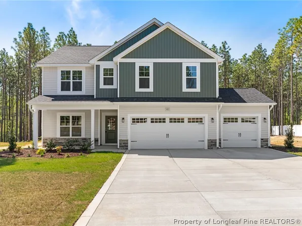 953 Rhum Dr, Fayetteville, NC 28311
