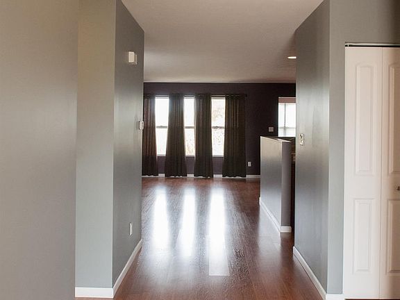 3rd image of 10691 Burgess Way